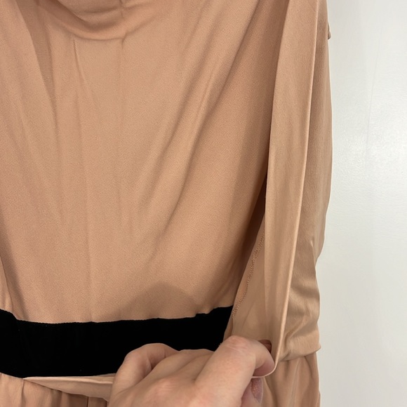 New Max & Co Size 8 Rose Peach, Black Sleeveless Cowl Neck Drape Wrap Dress - Picture 6 of 15